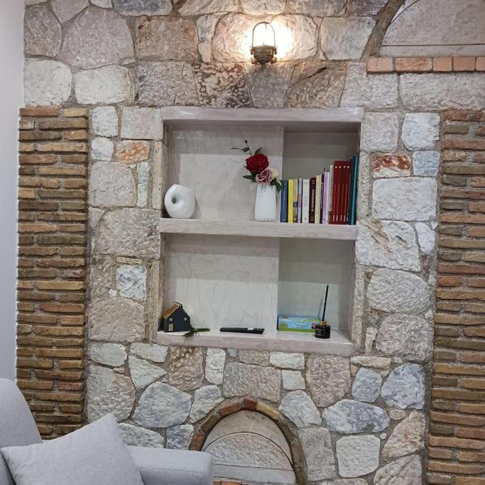 Boutique Eptalofos 15Min From Airport And Sea Apartamento Kouvarás Exterior foto