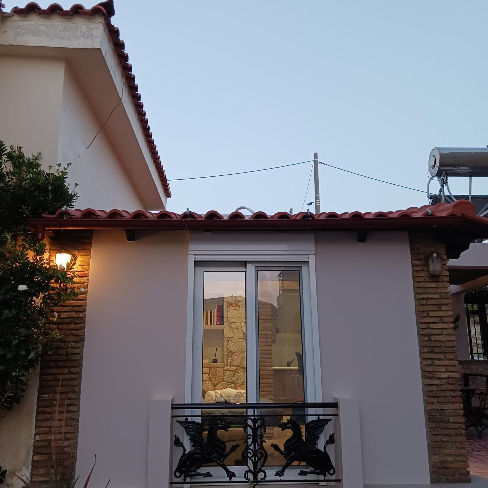 Boutique Eptalofos 15Min From Airport And Sea Apartamento Kouvarás Exterior foto